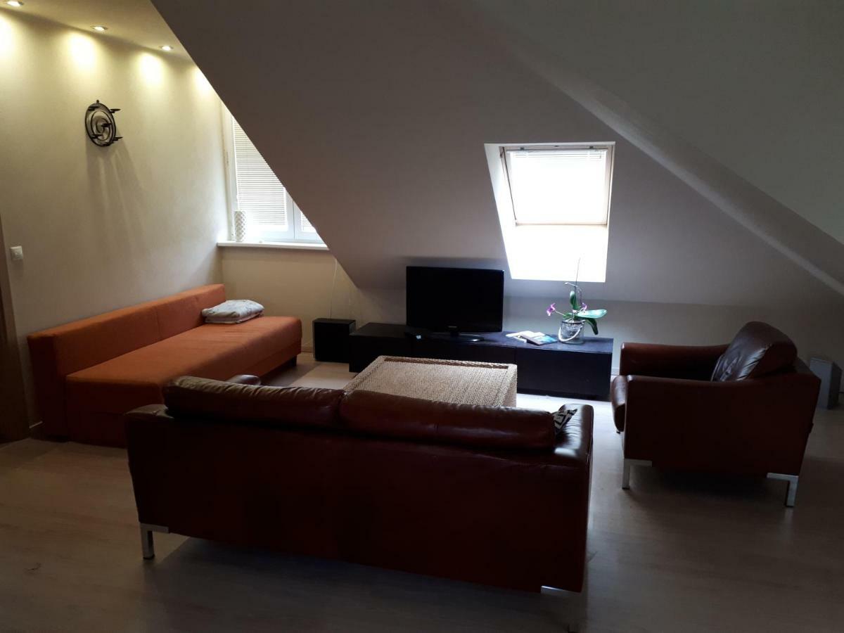 Utulny Apartman V Bratislava 15 Exterior photo